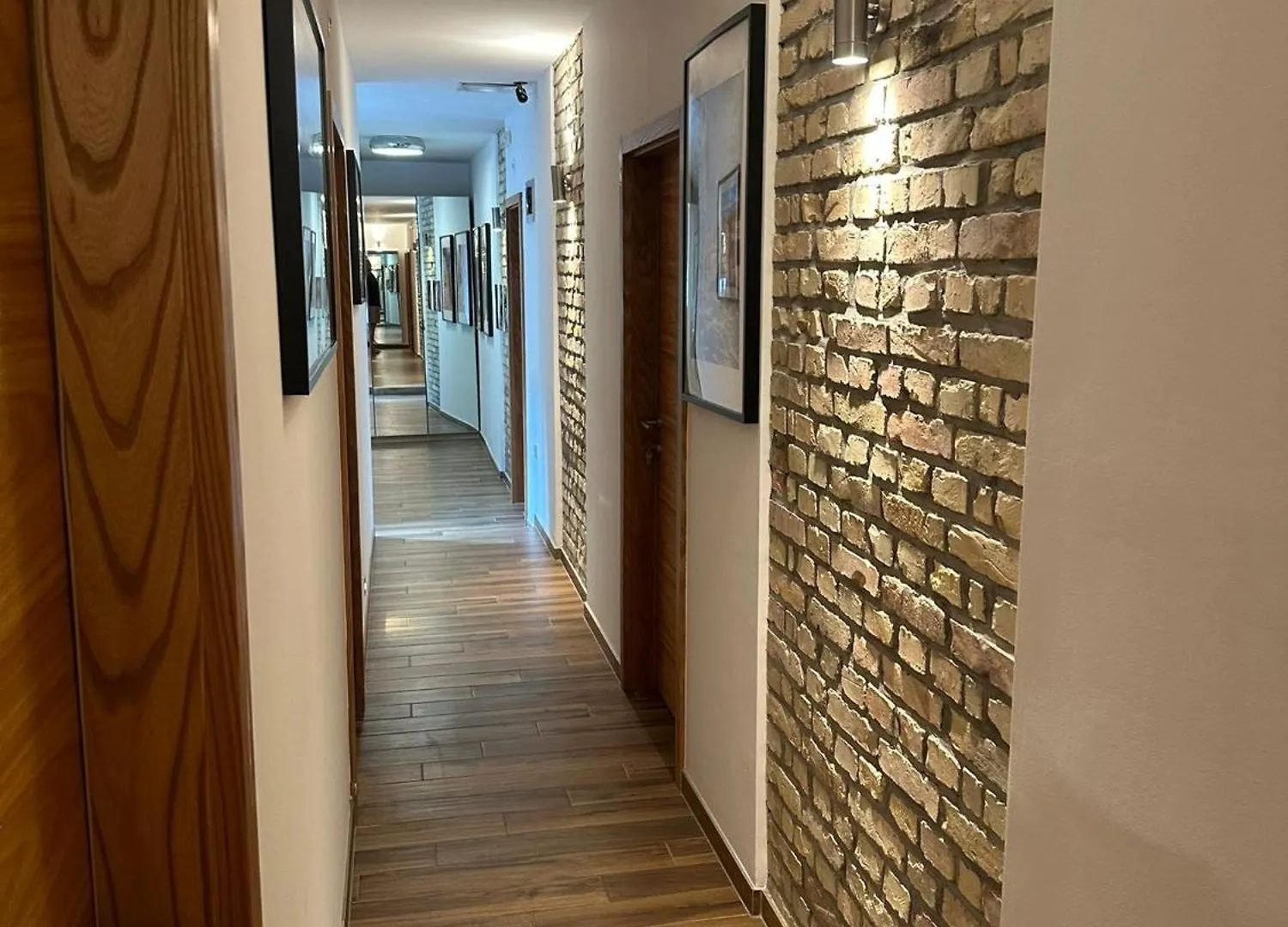 Apartment In The Heart Of Pula 0*,